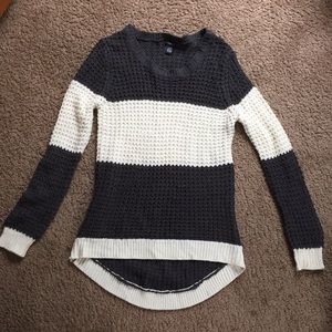 Rue 21 sweater